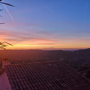  Appartement Vue Mer, Au Calme, Avec Jardin !